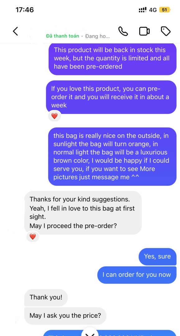 Một khách hàng nước ngoài mua túi tại Gemin Bag, sau đó cô ấy đã chốt 1 túi là Avalea Classic Bag, 